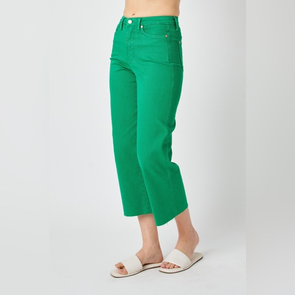 ☘️ NEW ☘️ JUDY BLUE | Green High Waist Garment Dyed Tummy Control Wide Leg Crop - Picture 5 of 8